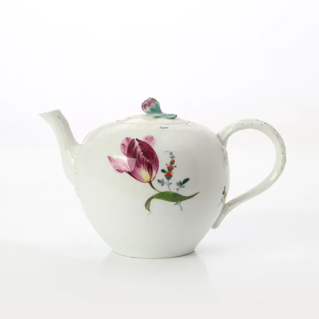 MEISSEN, TEKANNA. Porslin med polykrom dekor. 17/1800-tal.
