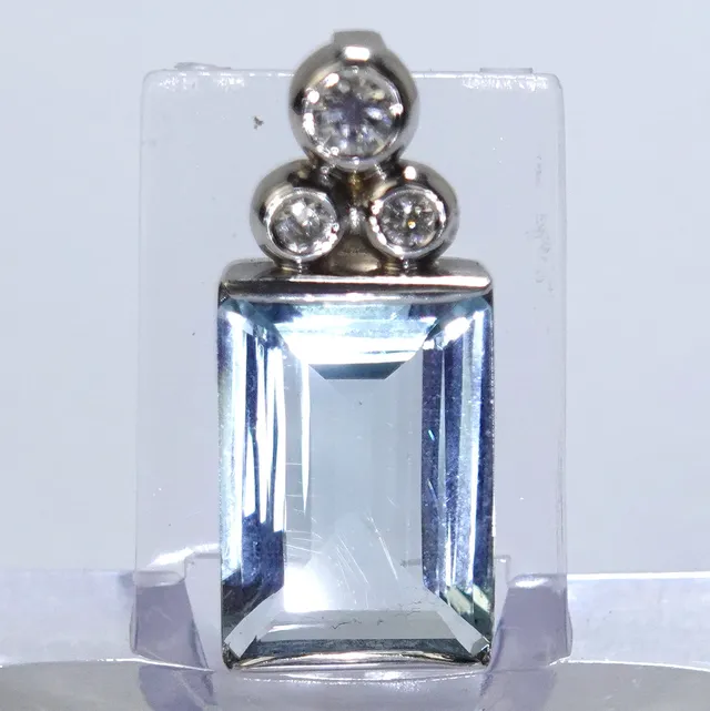 Anhänger 585 Gold , Aquamarin 11.5ct.