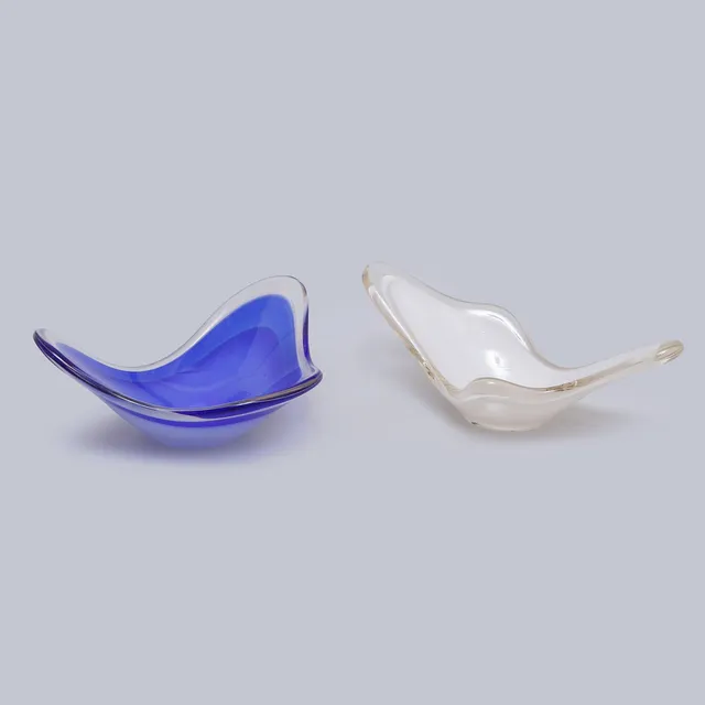 PAUL KEDELV. SKÅLAR "COQUILLE" FLYGSFORS, SIGNERADE, 2 STYCKEN.