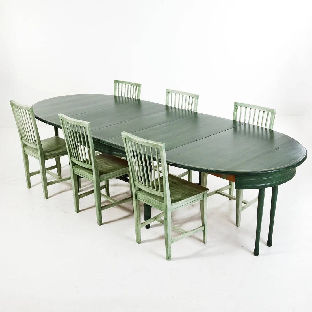 MATSALSGRUPP, 7 delar, gustaviansk stil, bemålade. — Dining room furniture — Stockholms Auktionsverk Magasin 5