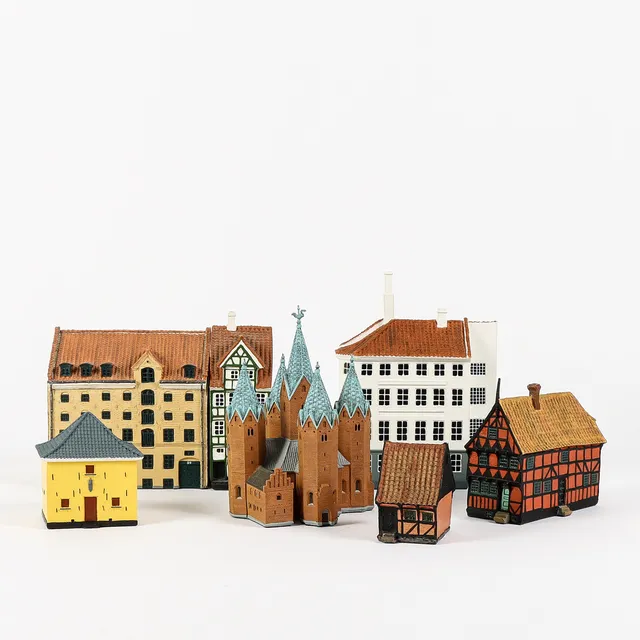MODELLHUS 7 st, Trip Trap i kartonger, Danmark.