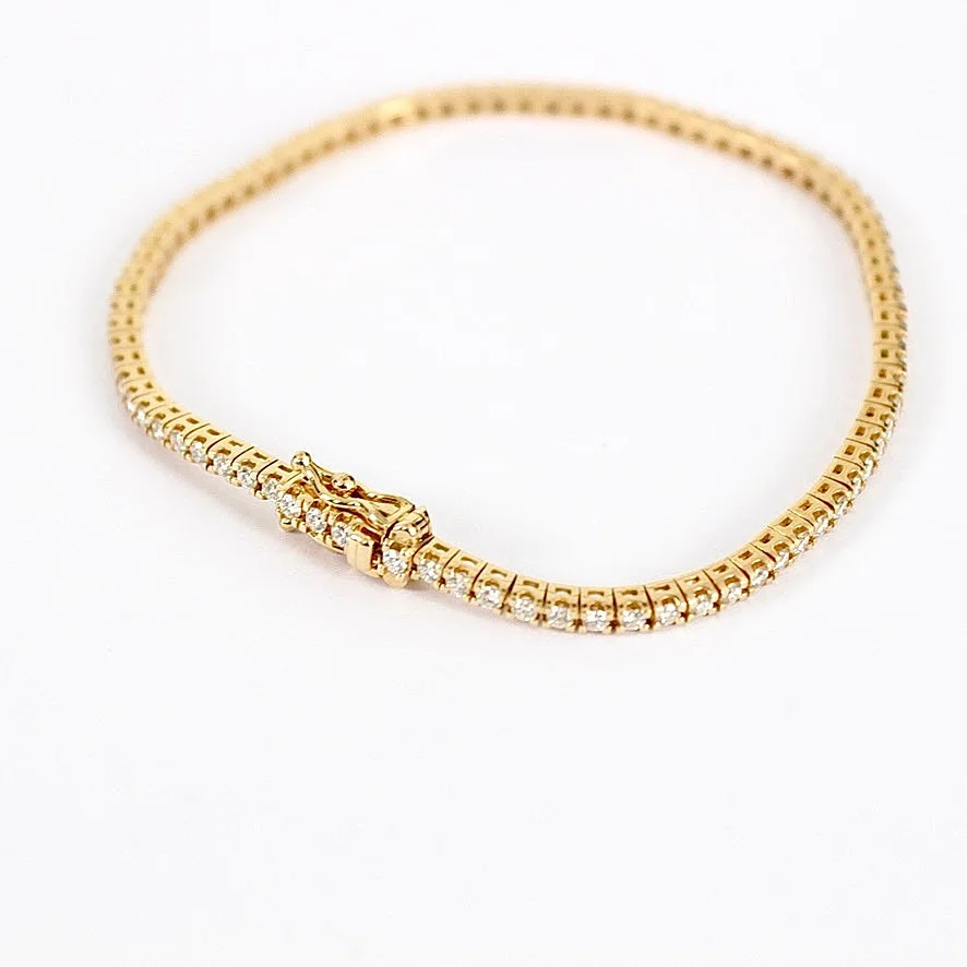 ARMBAND, tennisarmband 1,45ct, 18K. — Bracelets — Halmstads Auktionskammare
