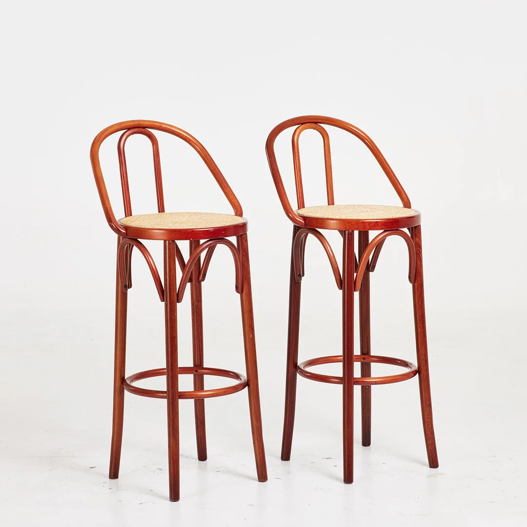 BARSTOLAR. 1 par, Thonet-stil, sits i flätad björk, stomme i betsat trä, 2000-tal. — Armchairs & Chairs — Stockholms Auktionsverk Sickla
