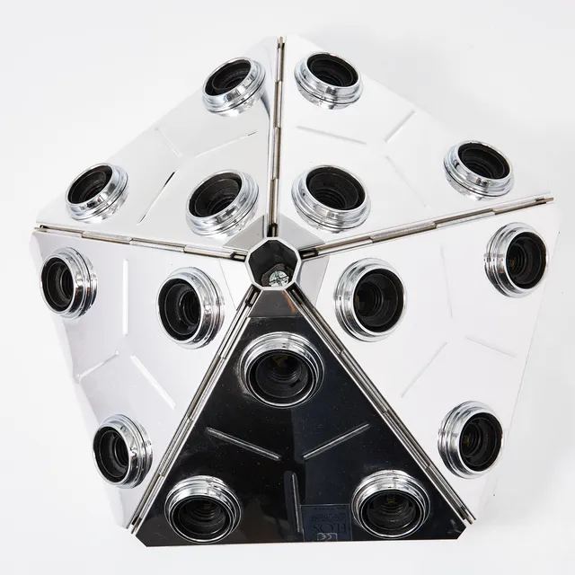 ACHILLE CASTIGLIONI. Tak/Vägglampa, "Taraxacum 88 C/W", formgivningsår 1988, stål och aluminium, 15 ljuskällor, etikettmärkt, Flos, Italien.