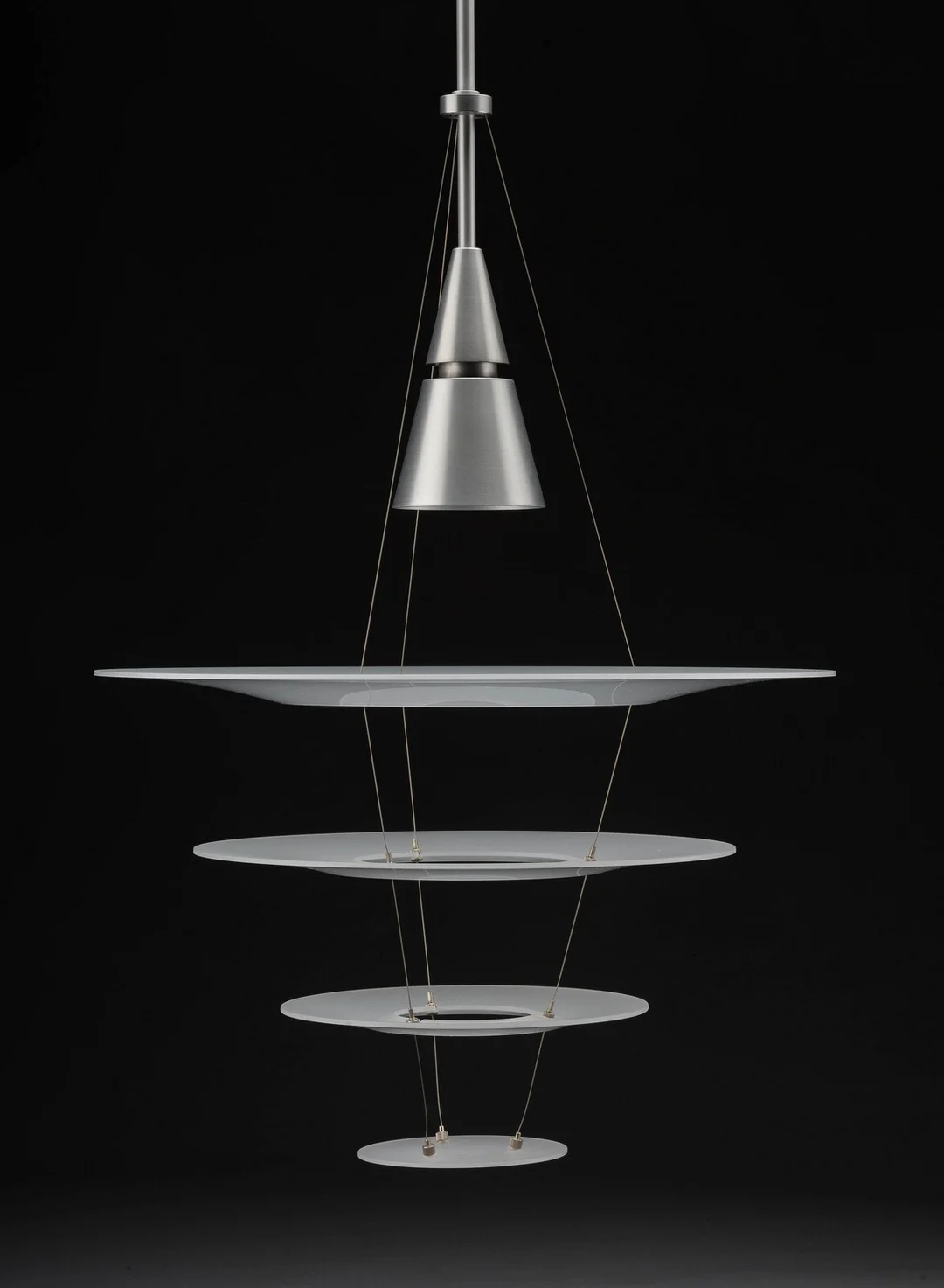 Shoichi Uchiyama. 'Enigma' pendel, model 545 — Lamps and lighting/Pendant lights — Lauritz