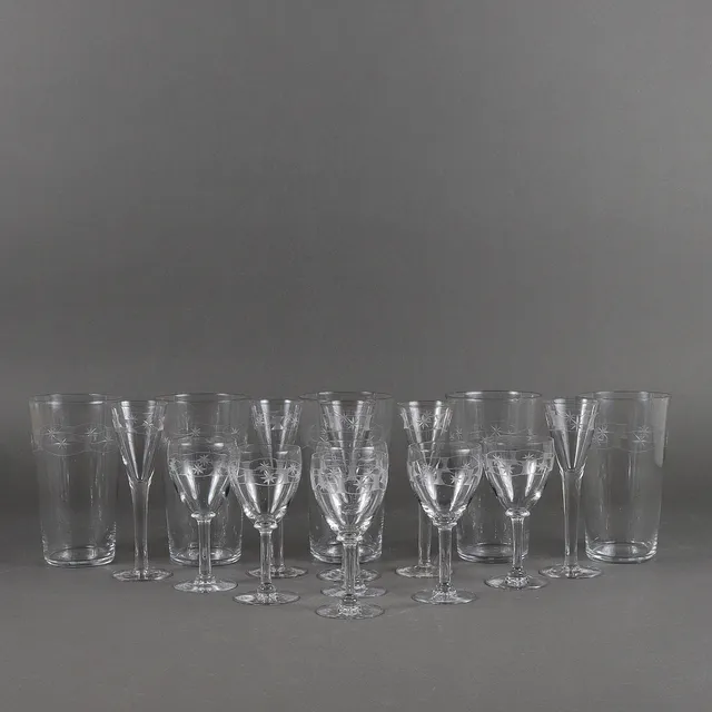 GLASSERVIS 16 delar, 1900-talets första hälft.