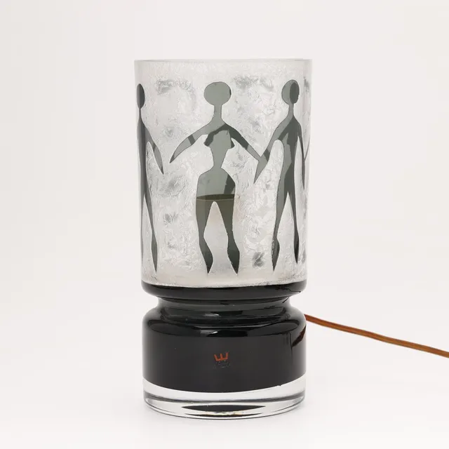 OVE SANDBERG. Bordlampe af, frostet og røgfarvet klar glas. Kosta, sverige.