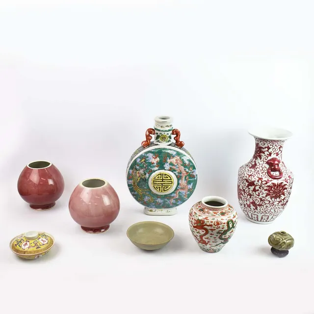 A COLLECTION OF CHINESE CERAMICS (8).