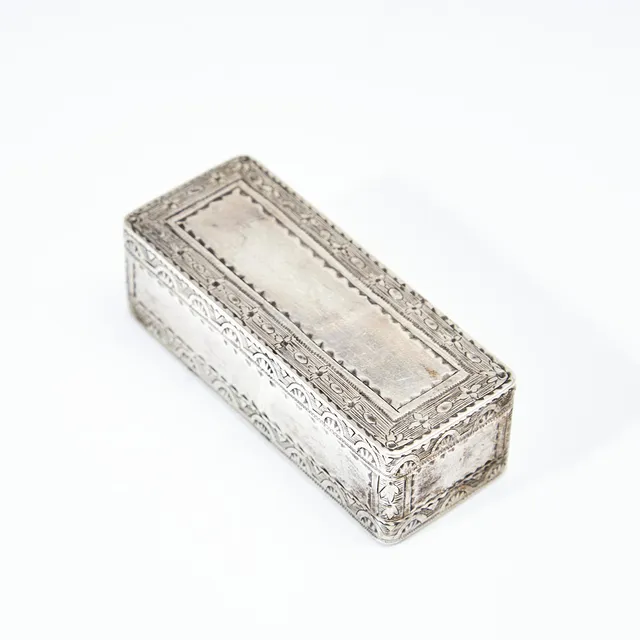 JOHAN LINDGREN (VERKSAM 1797-1811). Snusdosa, silver, Gävle 1807-1811, sengustaviansk.