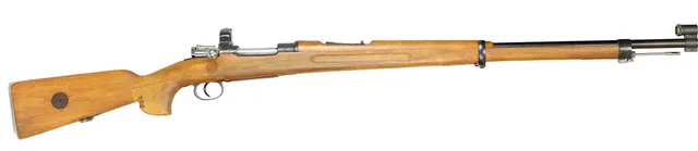 GE, fabrikat Carl Gustav, modell 96, kaliber 6,5x55, tillv.nr 303151, se-nr SE0113906.