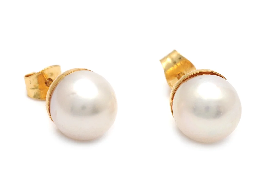 PÄRLÖRHÄNGEN, 18K guld, odlade pärlor ca 8 mm, stift, vikt 2 g. — Smycken/Pärlörhängen — Kaplans