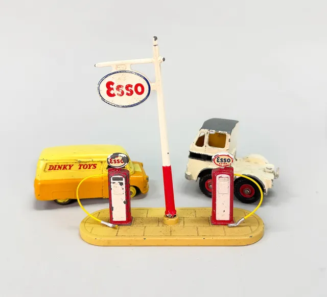 CORGI TOYS - Shell mack, Lastbil & Van.