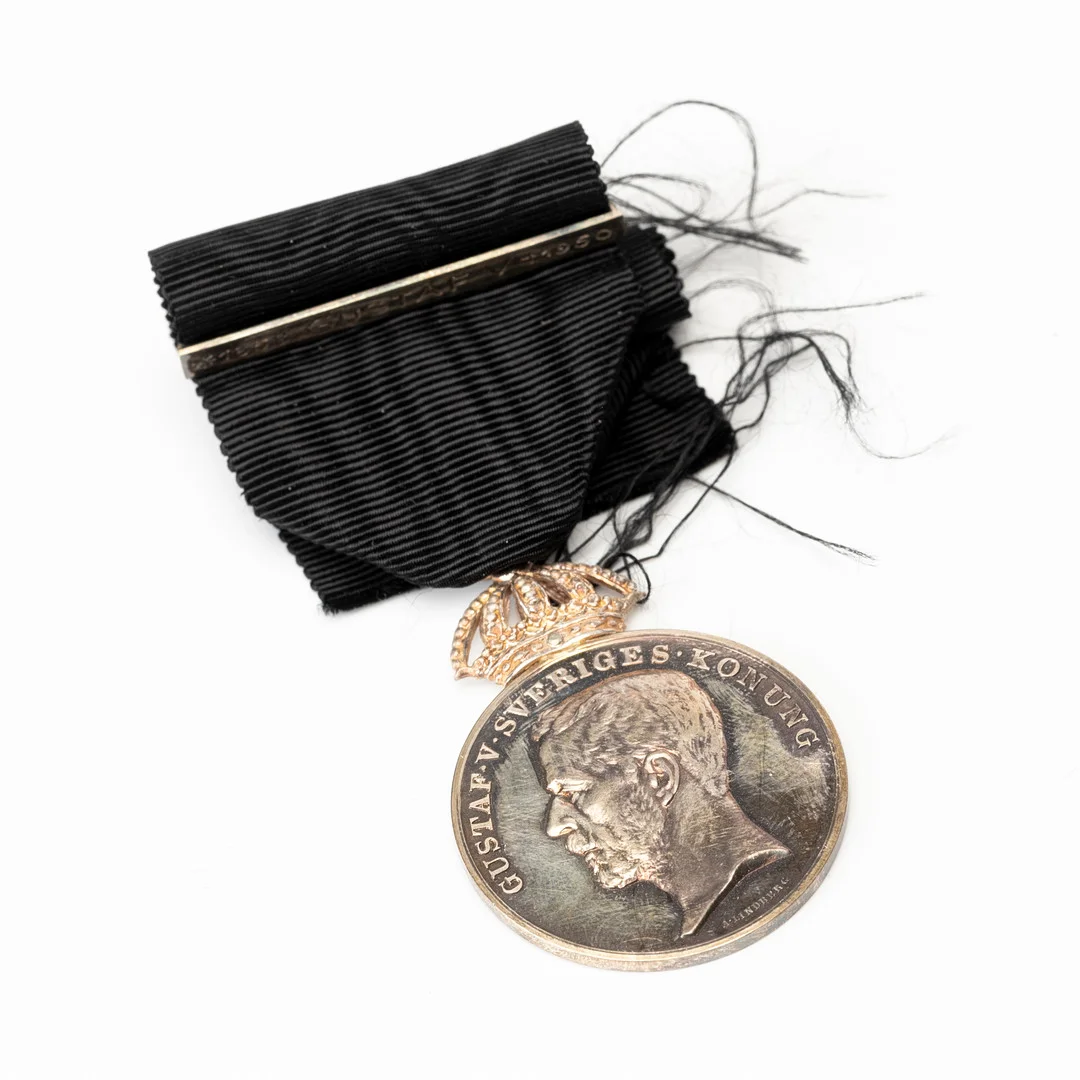 MINNESMEDALJ, Gustav V, Sverige, silver. — Coins & Banknotes — Auktionshuset Kolonn