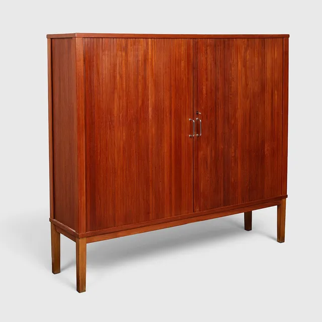 Skab af teak med jalousilåger, Møbelfabriken Norden, Danmark, ca. 1950'erne.