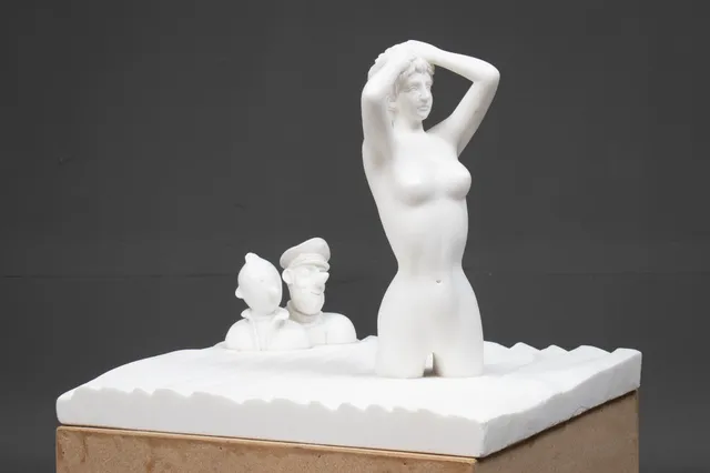 Ole Ahlberg. Skulptur af delvist poleret marmor 'The Vision'