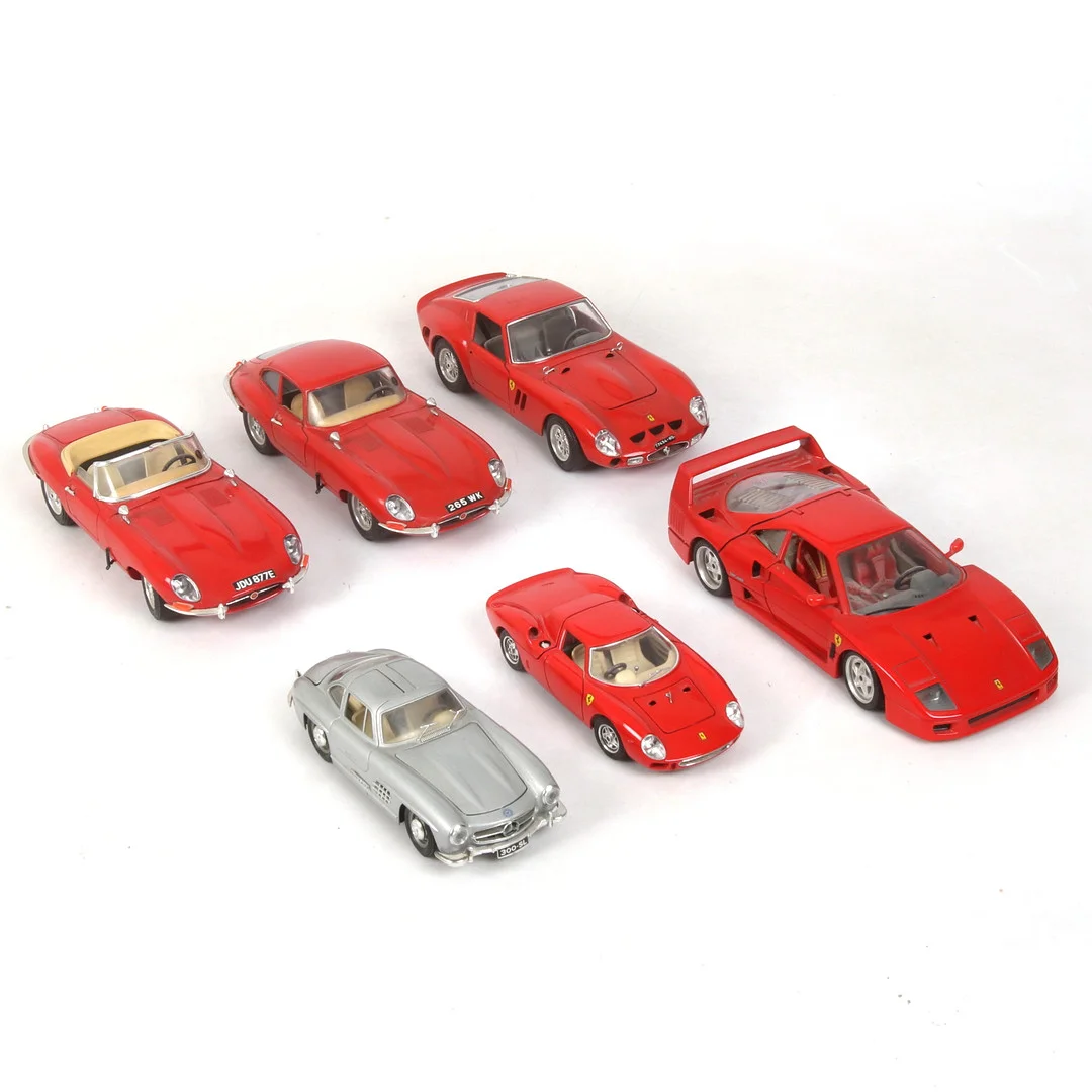 MODELLBILAR 6 st, Bburago, Italien, 19/2000-tal. — Model cars — Stadsauktion Sundsvall