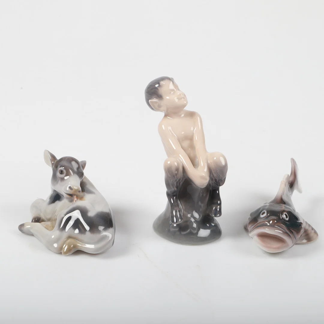 FIGURINER, 3 stycken, porslin, Royal Copenhagen samt Bing & Gröndahl, Danmark. — European — Helsingborgs Auktionskammare