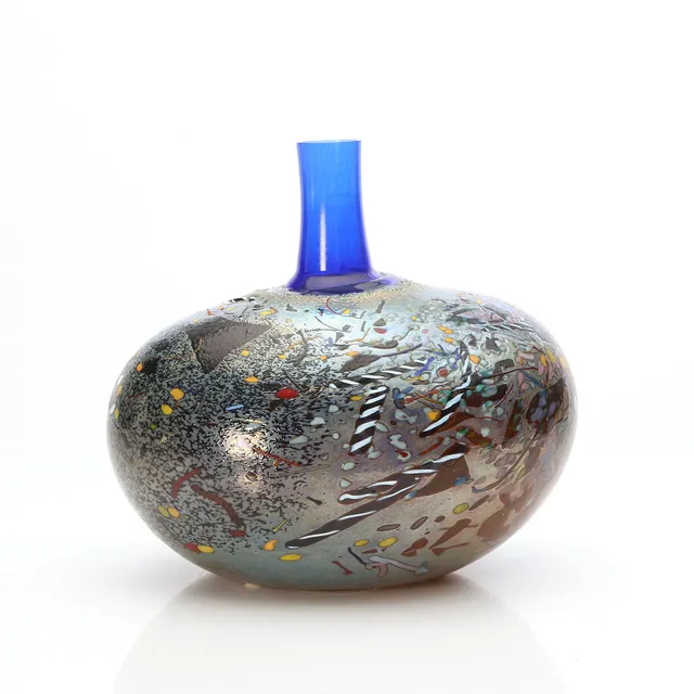 BERTIL VALLIEN. VAS. Konstglas. Signerad: KOSTA BODA ATELIER, 934005/300, B. Vallien.