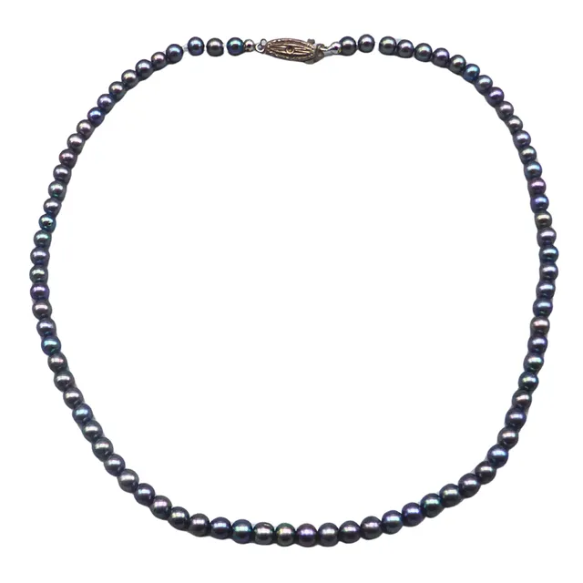 PERLENKETTE MIT VERSCHLUSS AUS 835ER SILBER.