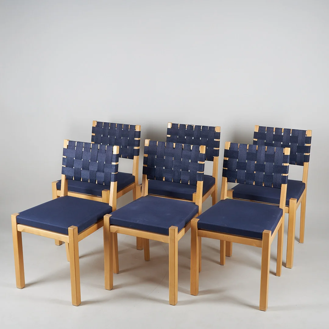 AINO AALTO. STOLAR, 6 st, modell 615, Artek 1900-talets mitt. — Armchairs & Chairs — Stockholms Auktionsverk Helsinki