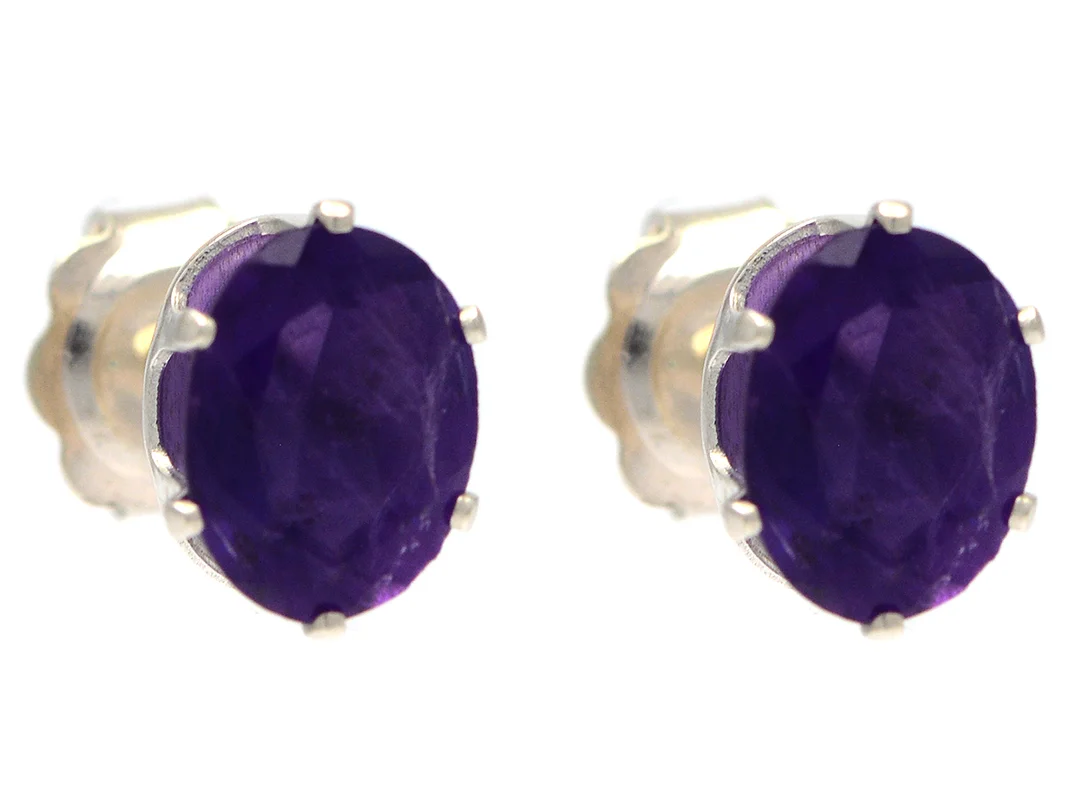 ÖRHÄNGEN, sterlingsilver, ovalslipade ametister, vikt 1,4 g. — Smycken/Örhängen — Kaplans