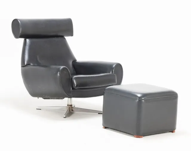 Danish furniture manufacturer: Armchair with stool (2)