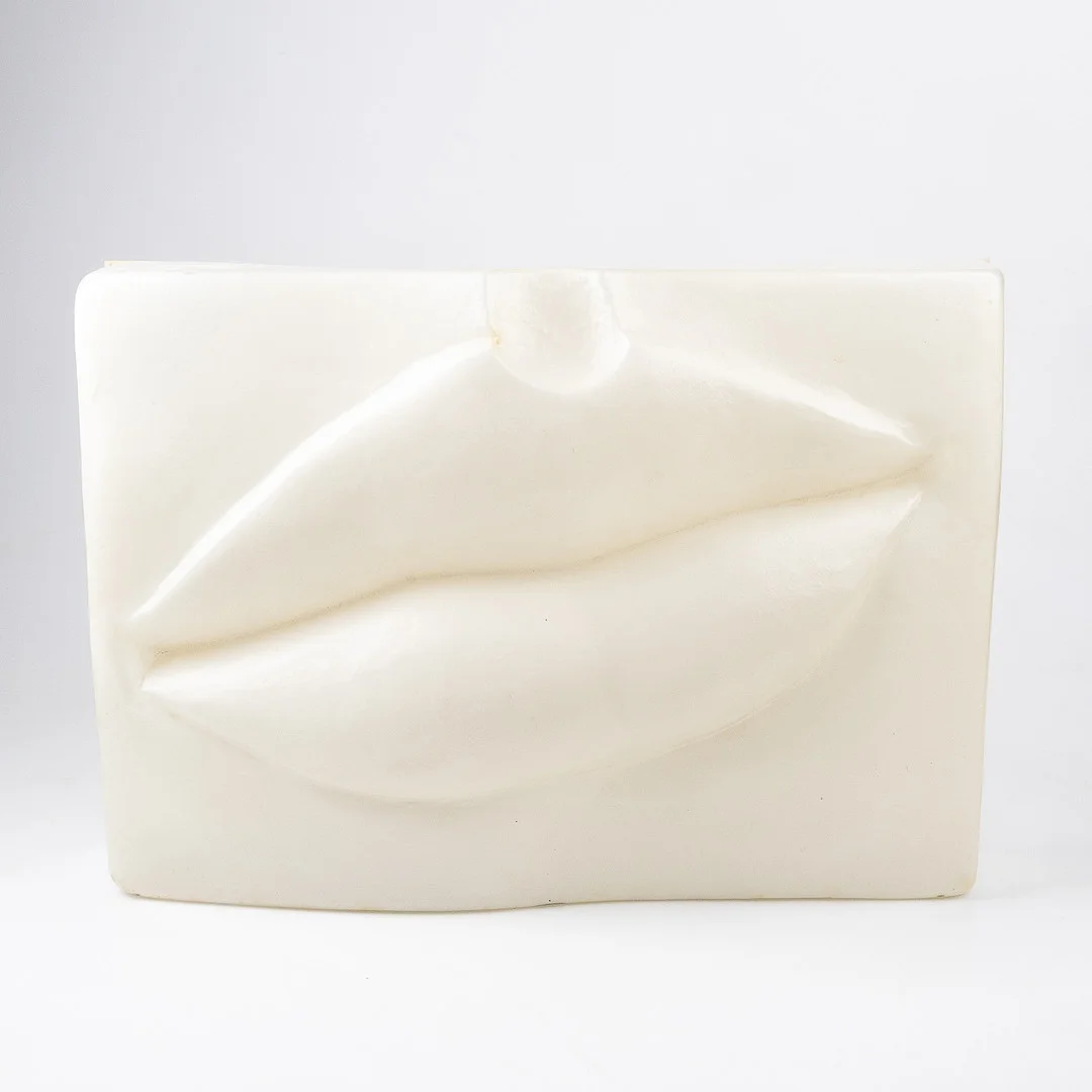 HERTHA HILLFON (1921-2013). Skulptur "Munnen", plast, 1970. — Sculptures & Bronzes — Stockholms Auktionsverk Helsingborg