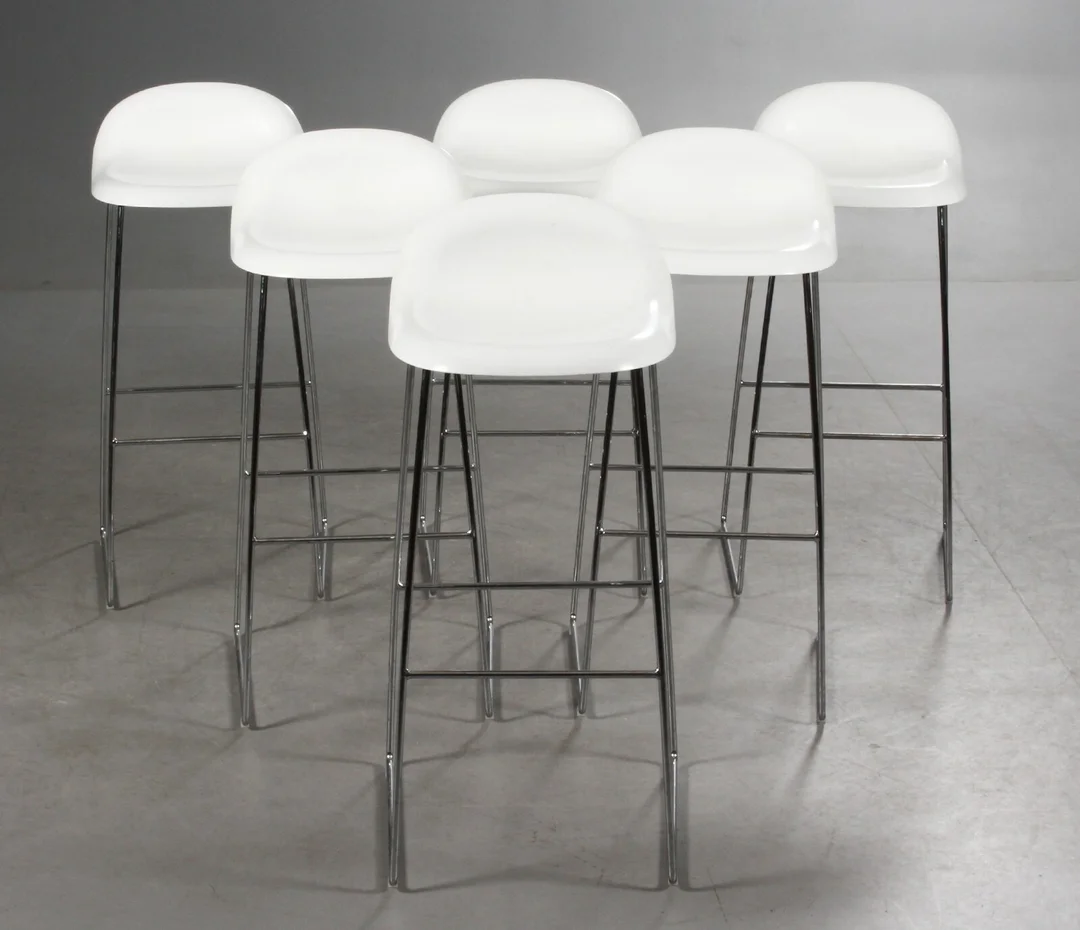 Komplot design for GUBI. Seks barstole, model 3D (6) — Furniture/Chairs — Lauritz