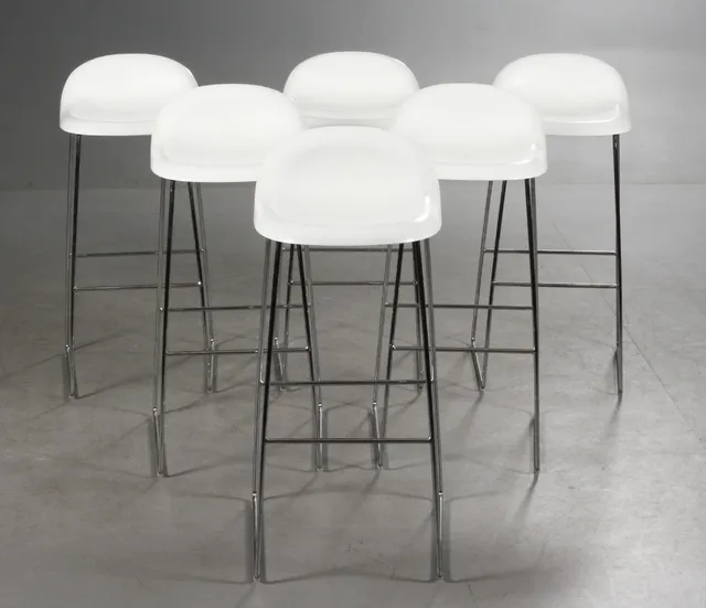 Komplot design for GUBI. Seks barstole, model 3D (6)