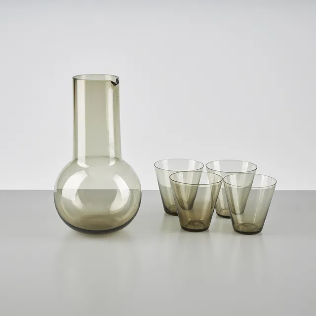 KAJ FRANCK. TILLBRINGARE (1621) OCH 4 ST GLAS, Nuutajärvi Notsjö, 1900-talets mitt.