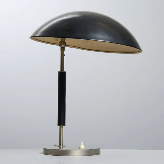 HARALD NOTINI. Bordslampa, Böhlmarks, Funkis, 1930-tal.