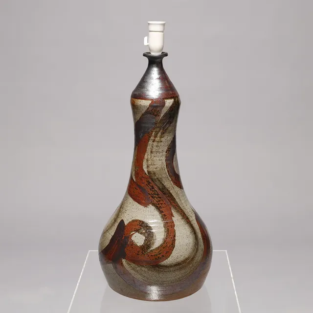 HELLE ALLPASS (1932-2000). Gulvlampe, eget værksted, stentøj, Danmark.