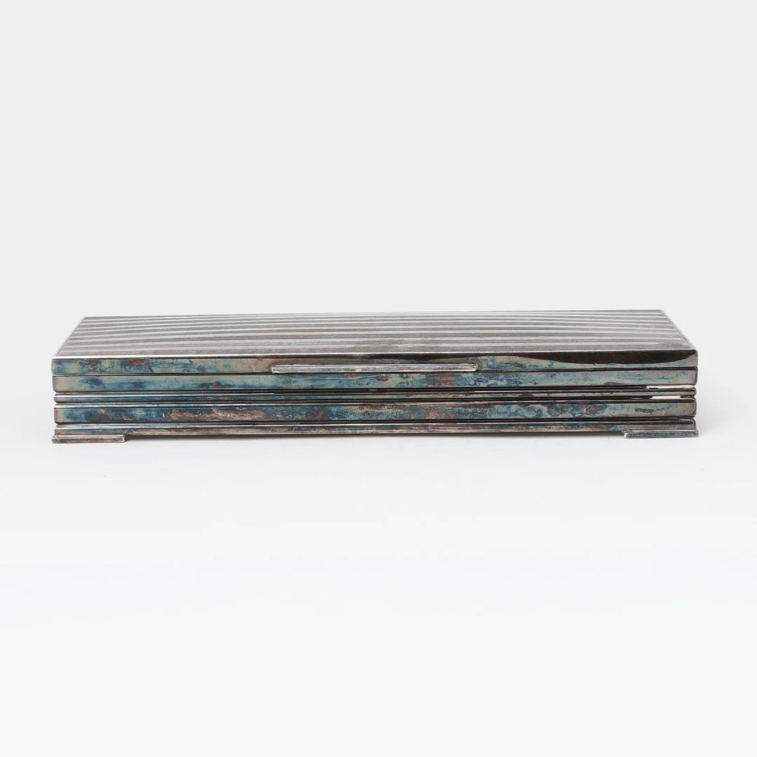 CIGARRSKRIN, silver, importstämpel. Total vikt 330 gram. — Silver — Göteborgs Auktionsverk