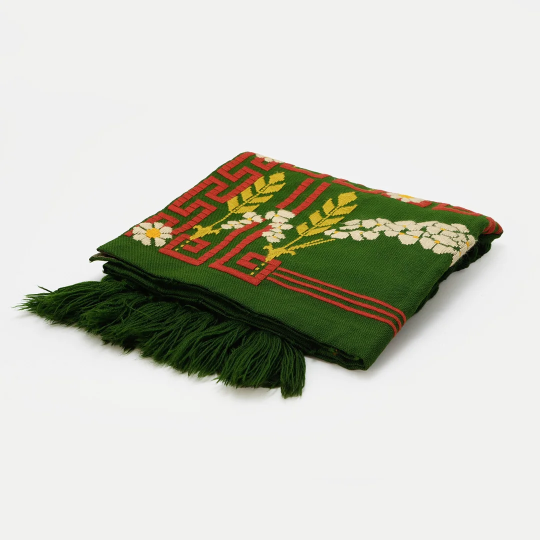 GARDINER, 4 delar, Jugend, 1900-talets början. — Textiles — Göteborgs Auktionsverk