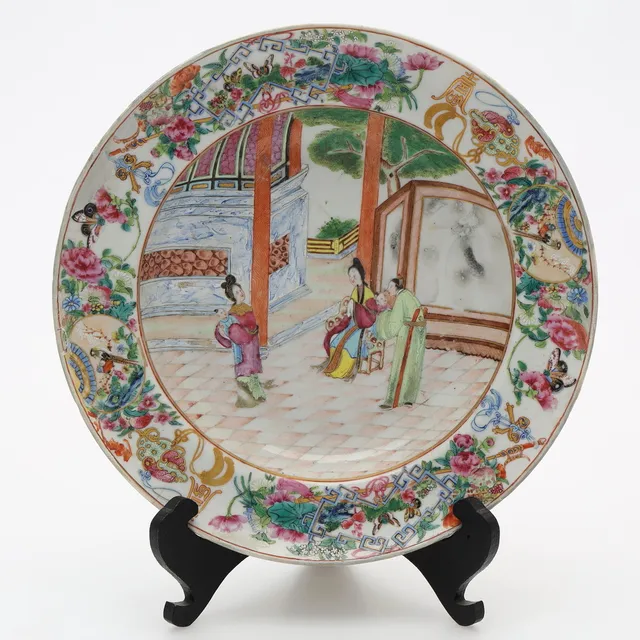 SKÅLFAT, porslin, figurscen, kanton, Kina, 1800-tal.