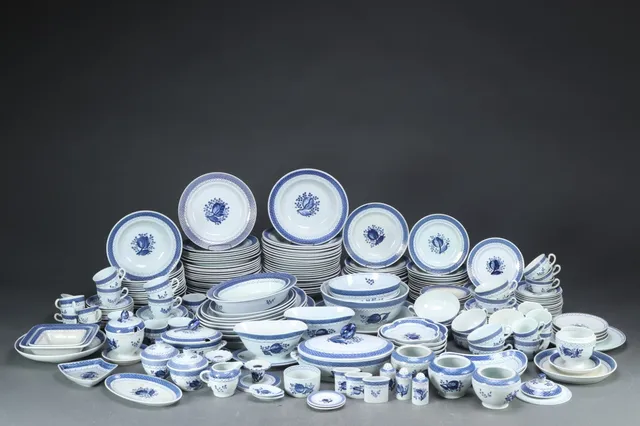 Aluminia / Royal Copenhagen. 'Tranquebar' service