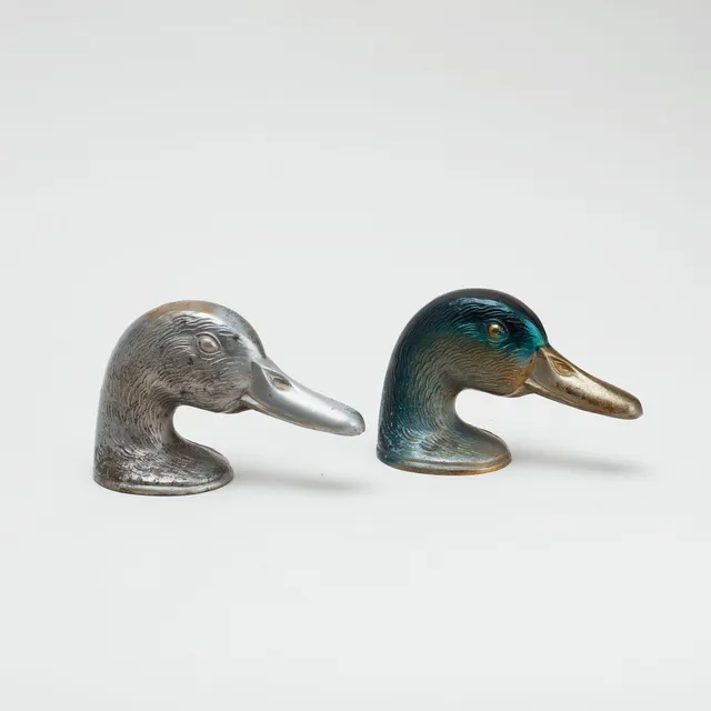 FLASKÖPPNARE, 2 st "Ducky", Paris.
