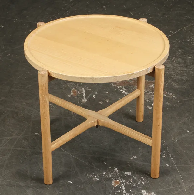Hans J. Wegner for PP Møbler. Model PP35. Bakkebord af ask