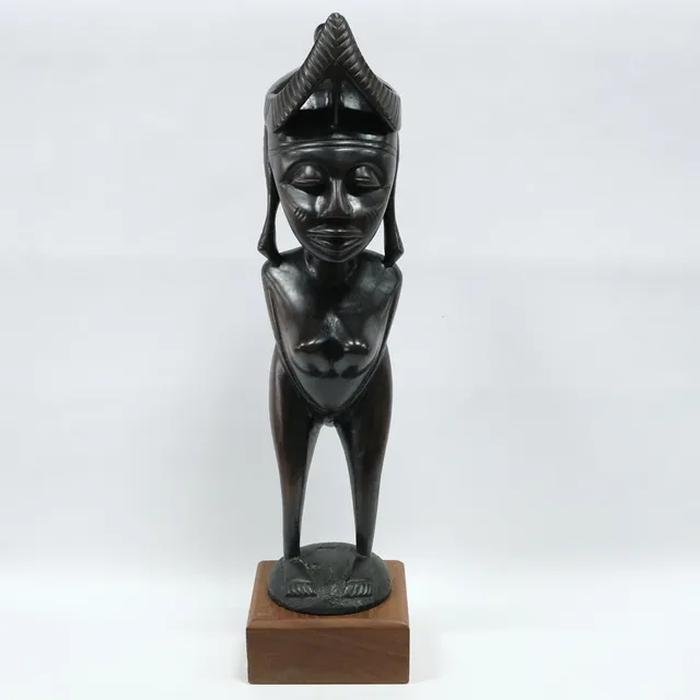 TRÄSKULPTUR.