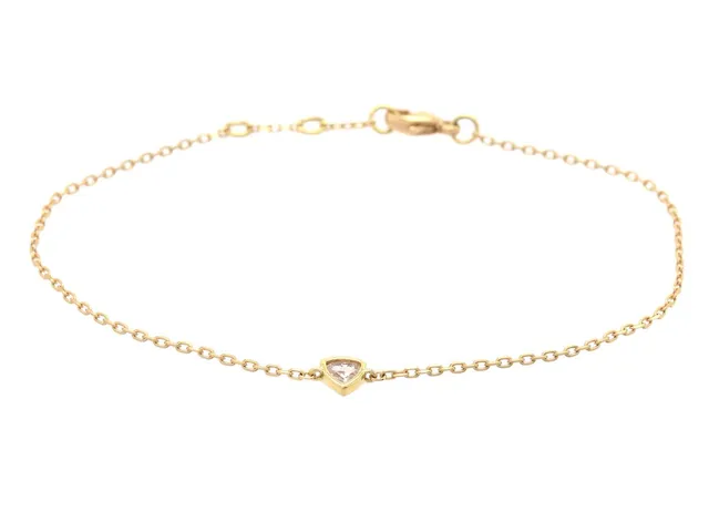 ARMBAND, 18K guld, vit safir ca 0,27 ct, längd 17-19 cm, vikt 1,5 g, små nagg.