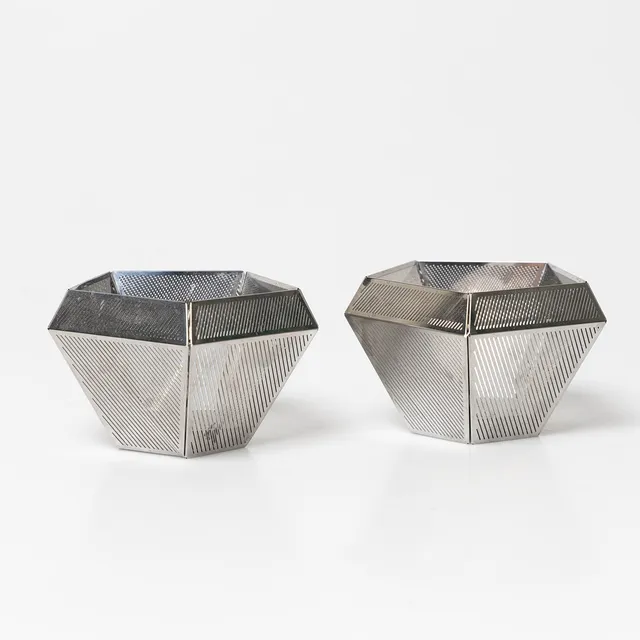 TOM DIXON. Ljushållare, ett par, "Eclectic", samtida.