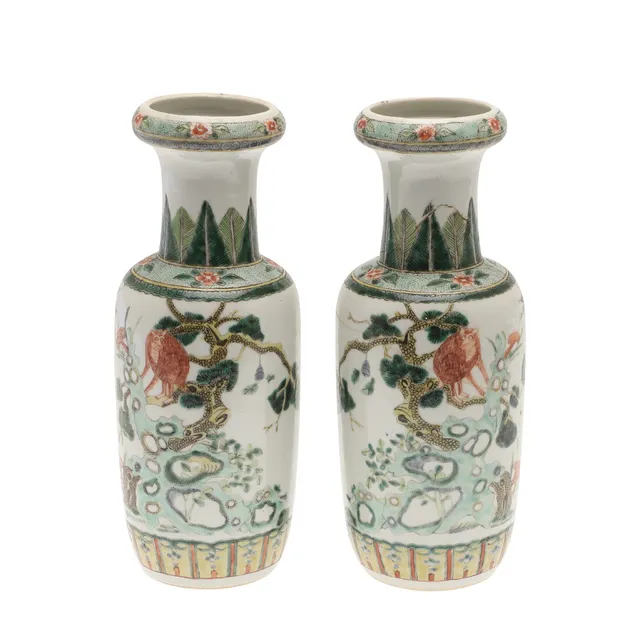 PAIR OF CHINESE FAMILLE VERTE VASES.