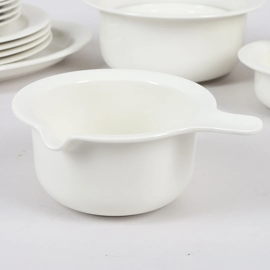 INKERI LEIVO. Servisdelar, 17 st, "Arctica", Arabia, Finland. — Tableware — Ekenbergs Auktioner