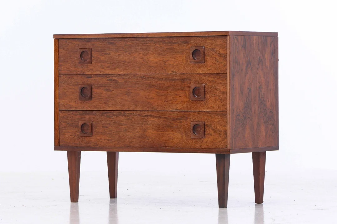 Kommode af palisander, 1960'erne — Furniture/Cabinets, chests of drawers — Lauritz