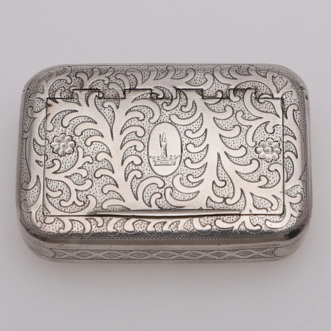 A GEORGE III SNUFF BOX. — Silver — Lawrences Auctioneers