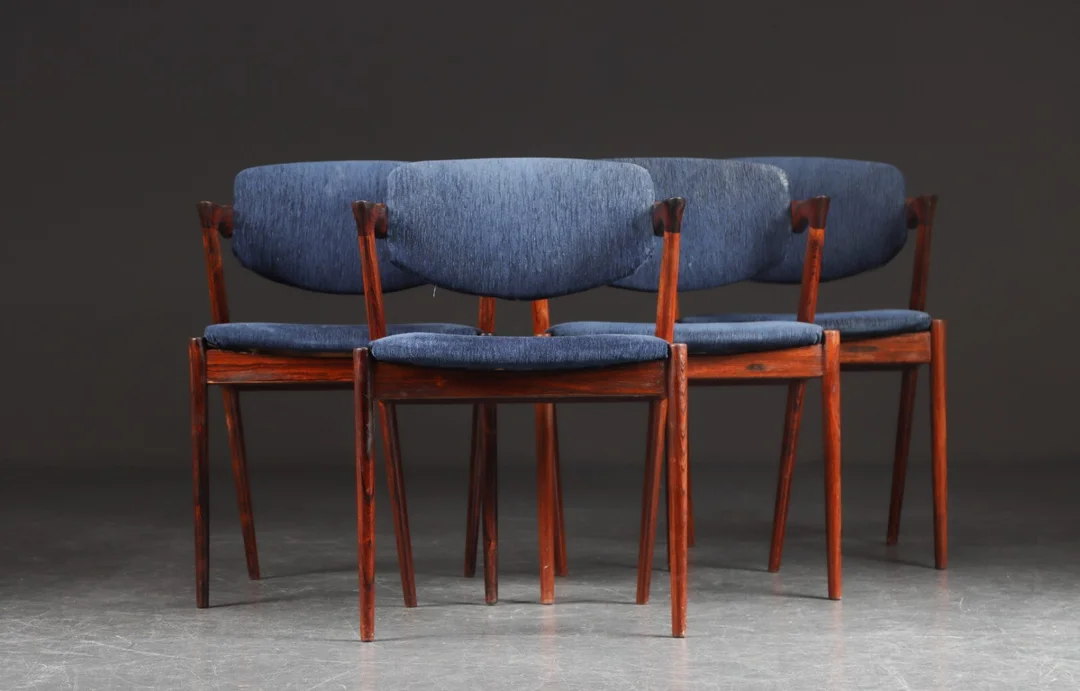 Kai Kristiansen for Schou Andersen Møbelfabrik. Set of four rosewood armchairs, model '42' (4) — Furniture/Chairs — Lauritz