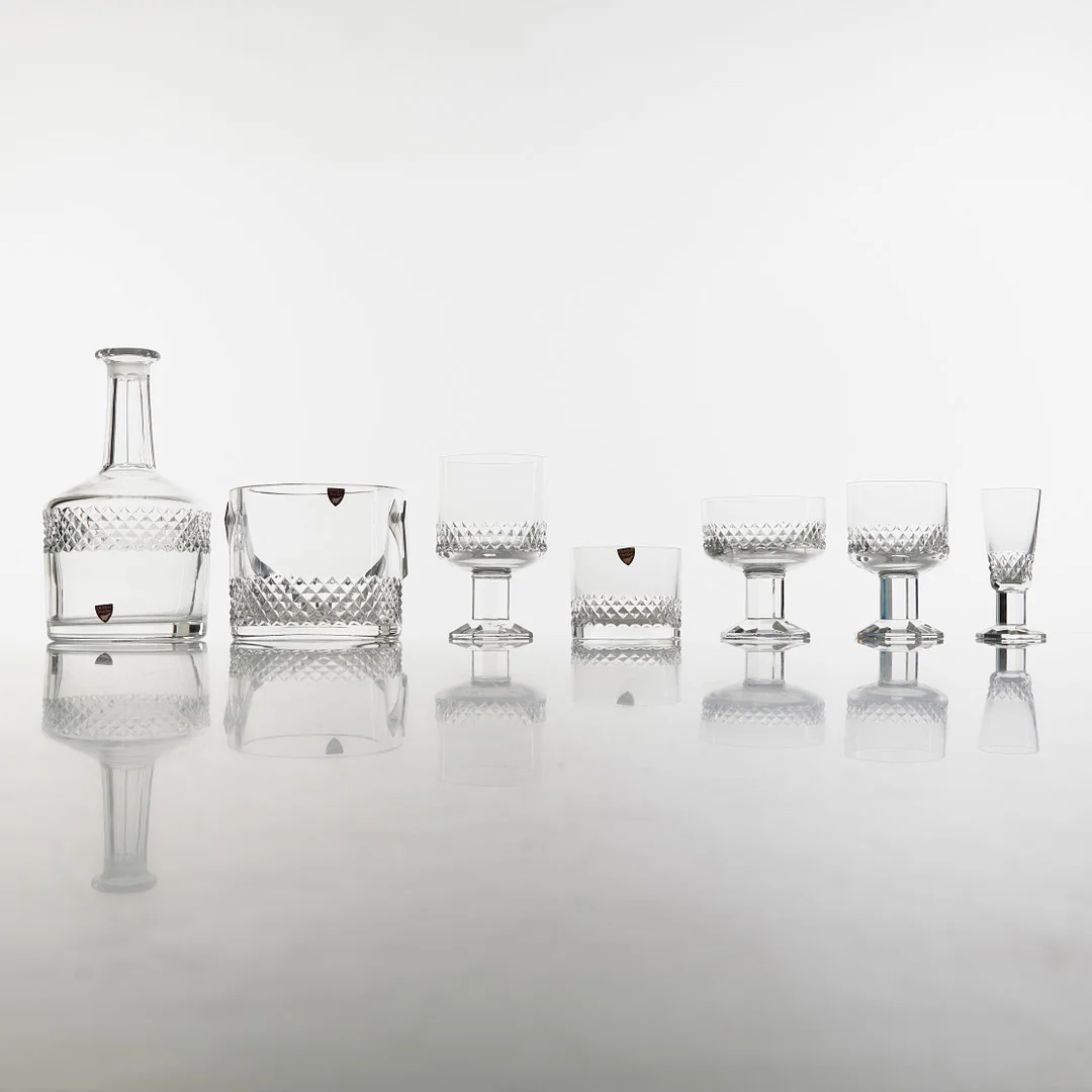 NILS LANDBERG. Glasservis, "Gustav II Adolf", 30 delar, Orrefors, delvis etikettmärkt. — Tableware — Stockholms Auktionsverk Magasin 5