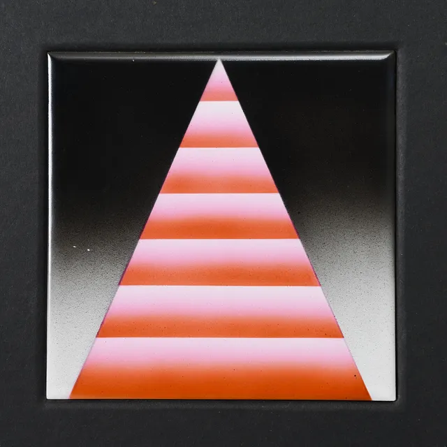 VLADIMIR MIKHAYLUTSA. Geometriskt motiv, kakel monterat på kartong, signerad och daterad 1989 på baksida.