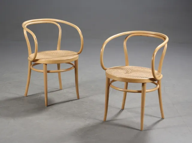 Michael Thonet for Thonet. Par armstole, bøgetræ, model 209 (2)