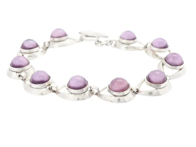ARMBAND, sterlingsilver, lila fiberoptiskt glas, längd 20 cm, vikt 20 g.